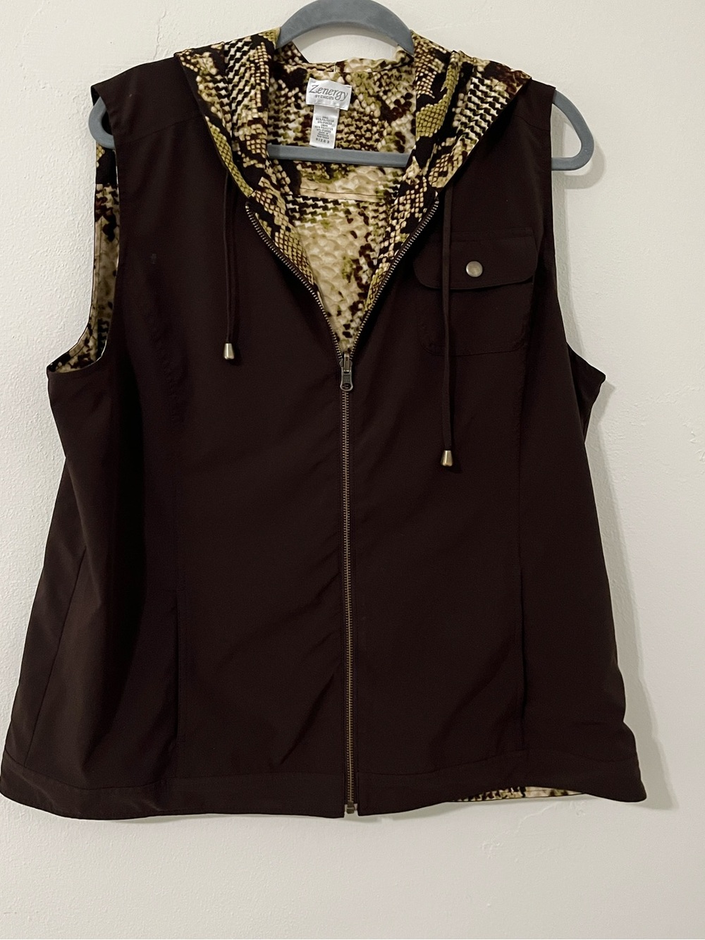 Chico's Zenergy Size 3 Brown Solid & Snakeskin Reversible Hoodiw Vest Zip Front